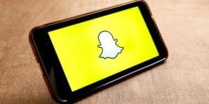 سناب شات يطلق ميزة "الاحتفاظ اللانهائى" وسلاسل جماعية للمحادثات - البطريق نيوز