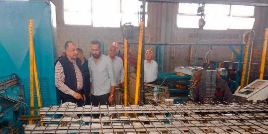 وزير قطاع الأعمال العام يتفقد شركتي ”النصر للمواسير” و”سيجوارت” ويتابع سير العمليات الإنتاجية - البطريق نيوز