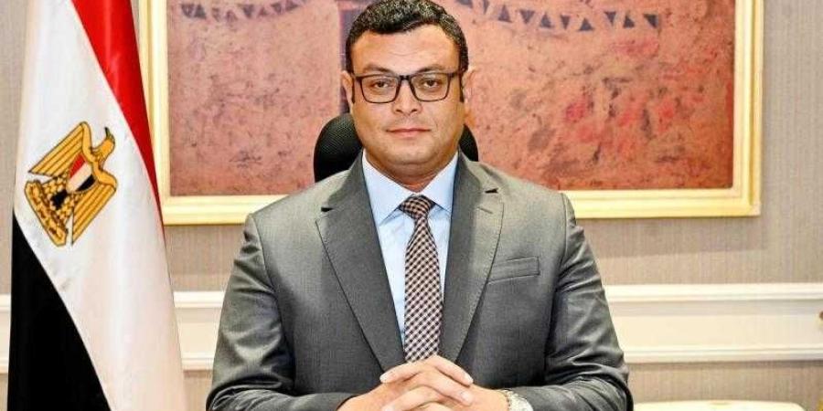وزير الإسكان يعلن منح مهلة ٦ أشهر لتقديم طلبات التنازل عن الوحدات والمحال والأراضي بالمدن الجديدة - البطريق نيوز