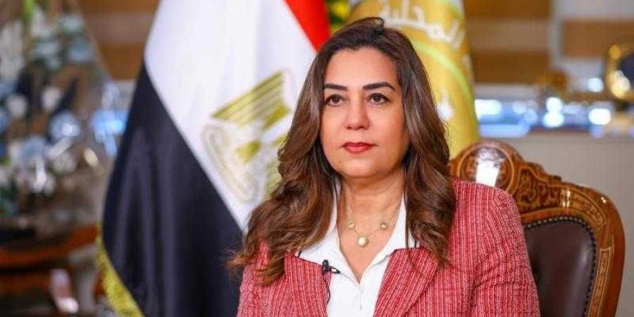 وزيرة التنمية توجه بإحالة عدد من المسؤولين بمركز ومدينة المحلة الكبرى وأحياء أول وثان بالغربية للنيابة لوجود مخالفات جسيمة - البطريق نيوز