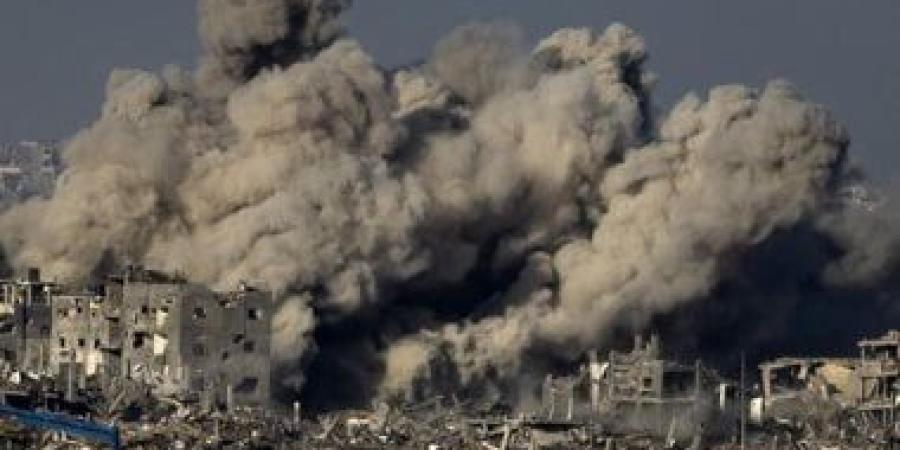 استشهاد 4 فلسطينيين وإصابة آخرين جراء استهداف الاحتلال منزلا فى مخيم الشاطئ - البطريق نيوز