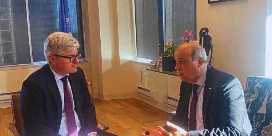 وزير الطيران المدني يبحث مع سكرتير عام ”الإيكاو” الموضوعات ذات الاهتمام المشترك لتعزيز التعاون الدولي ودعم منظومة السلامة الجوية. - البطريق نيوز