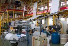 كم تكلفة مصنع بلاستيك صغير