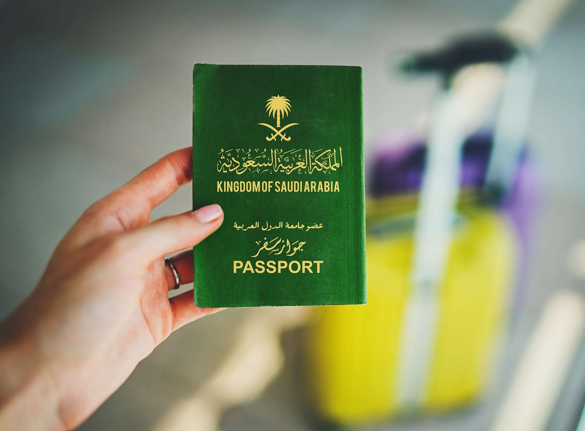 شروط تحويل الزيارة الى اقامة في السعودية 2025