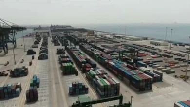 السعودية تطلق ممرًا لوجستيًا جديدًا بين جدة والخمرة لتعزيز حركة التجارة