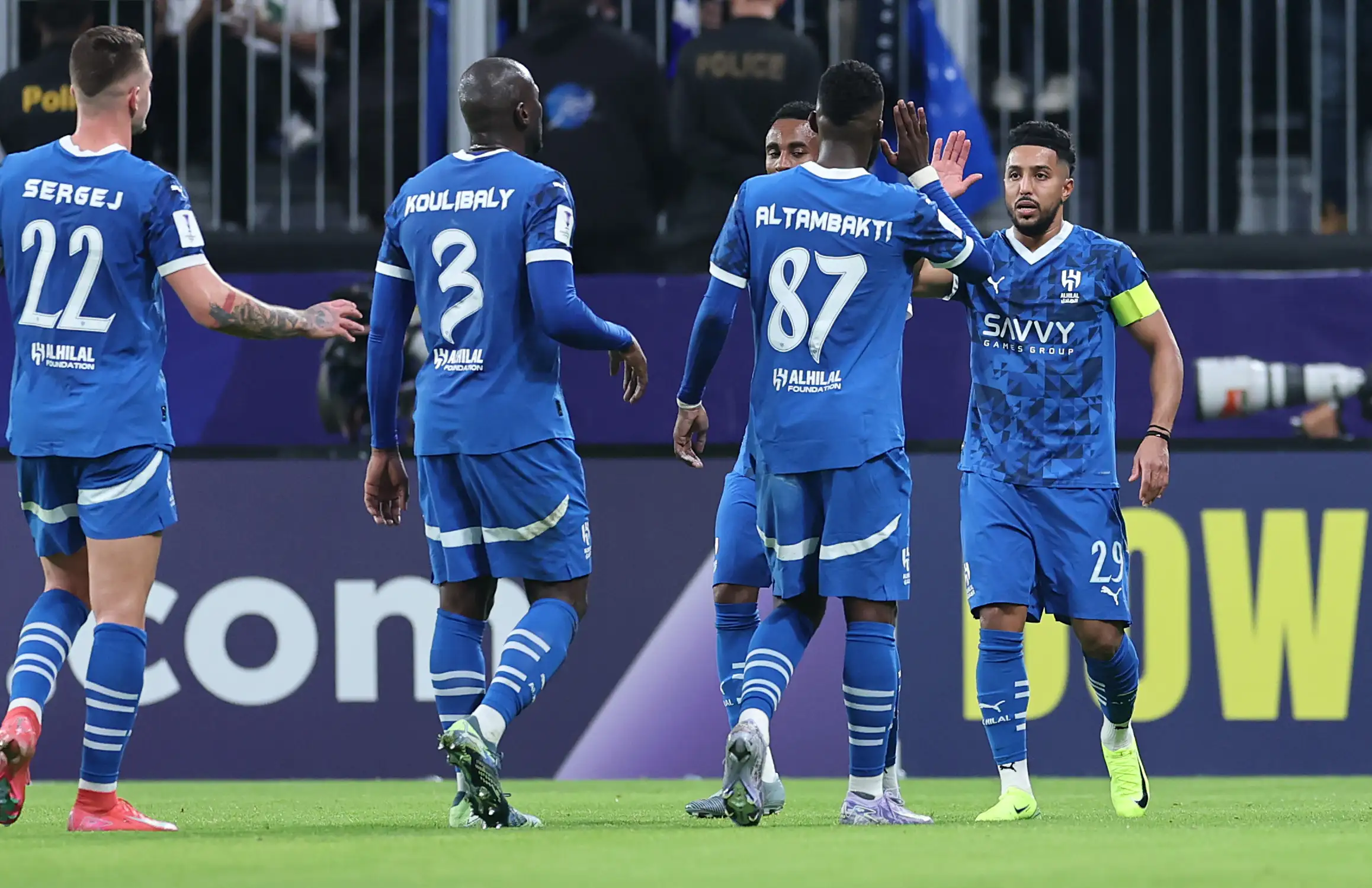 تمبكتي يغيب عن ربع نهائي كأس العالم للأندية بعد تعرضه لإصابة في الركبة
