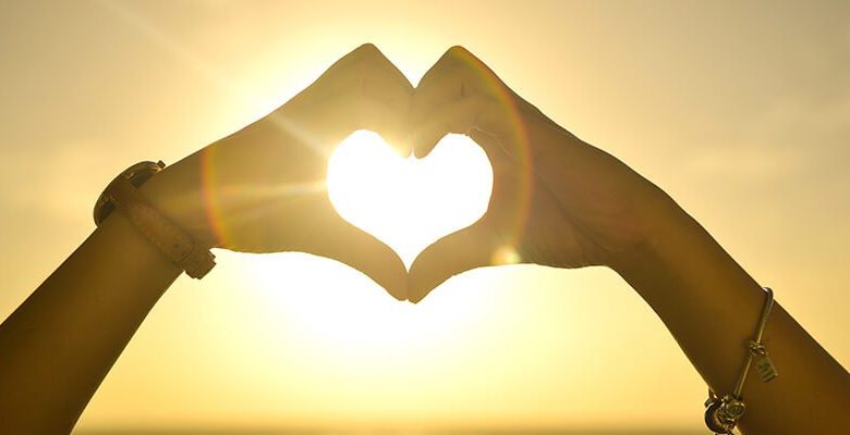 عبارات مثل مساء التوت تحبني ولا اموت