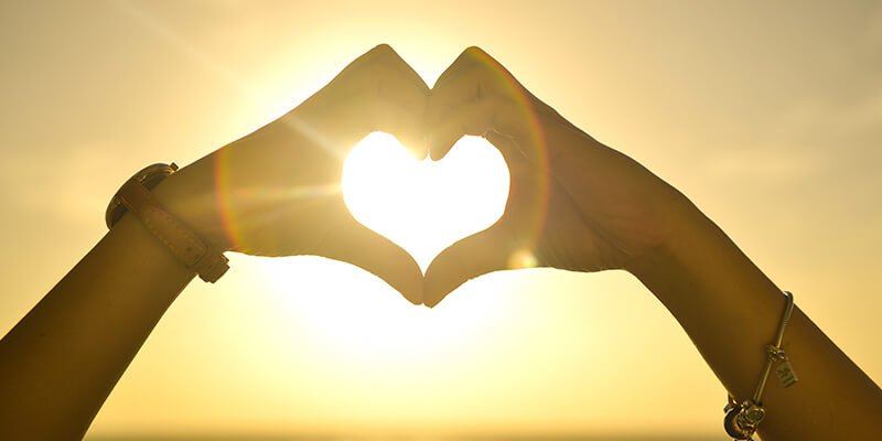 عبارات مثل مساء التوت تحبني ولا اموت